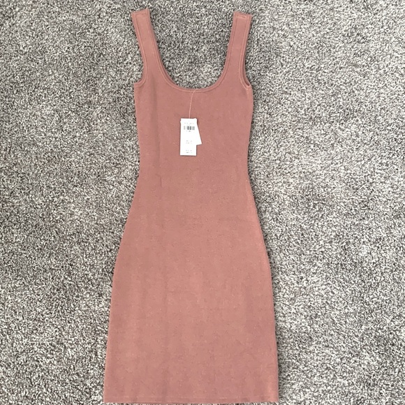 Abercrombie & Fitch Dresses Abercrombie Fitch Pink Knit Midi Dress